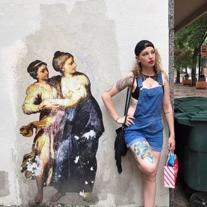 Meet your Posher, Marie